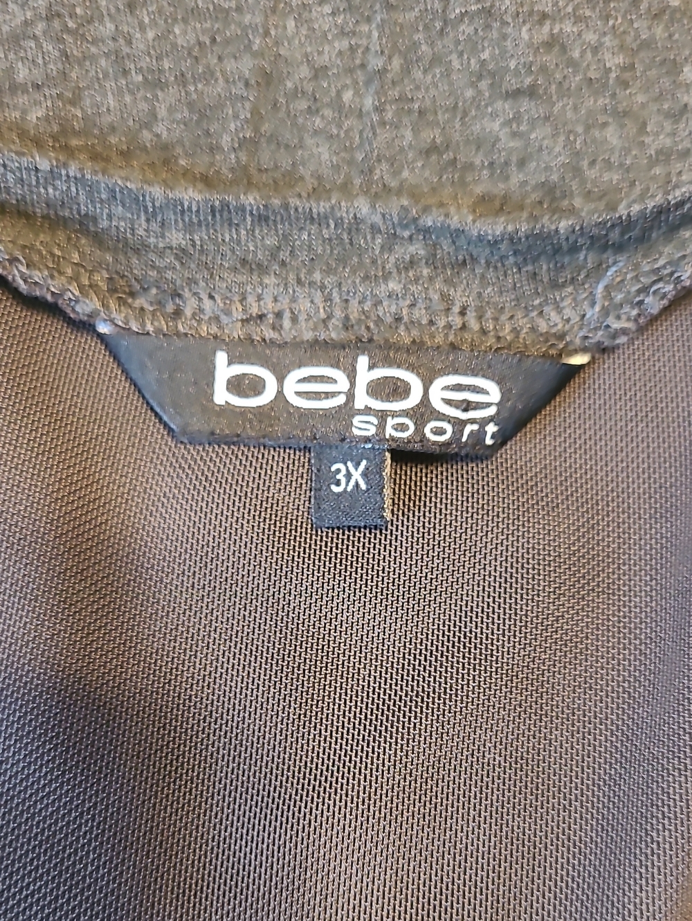 bebe Charcoal V-Neck With Silver Logo Tee. Size 3X - Picture 5 of 6